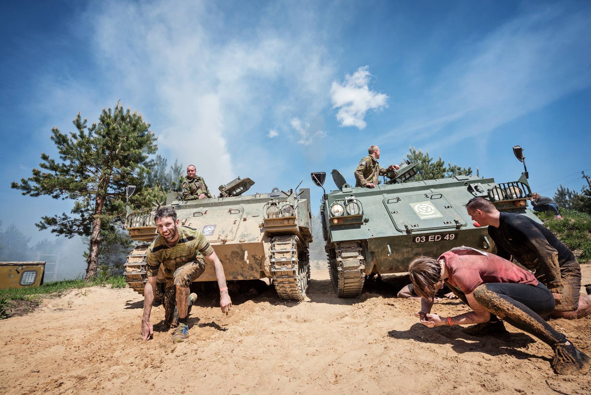 Pasivažinėjimas kariniu transportu - Tankodromas.lt